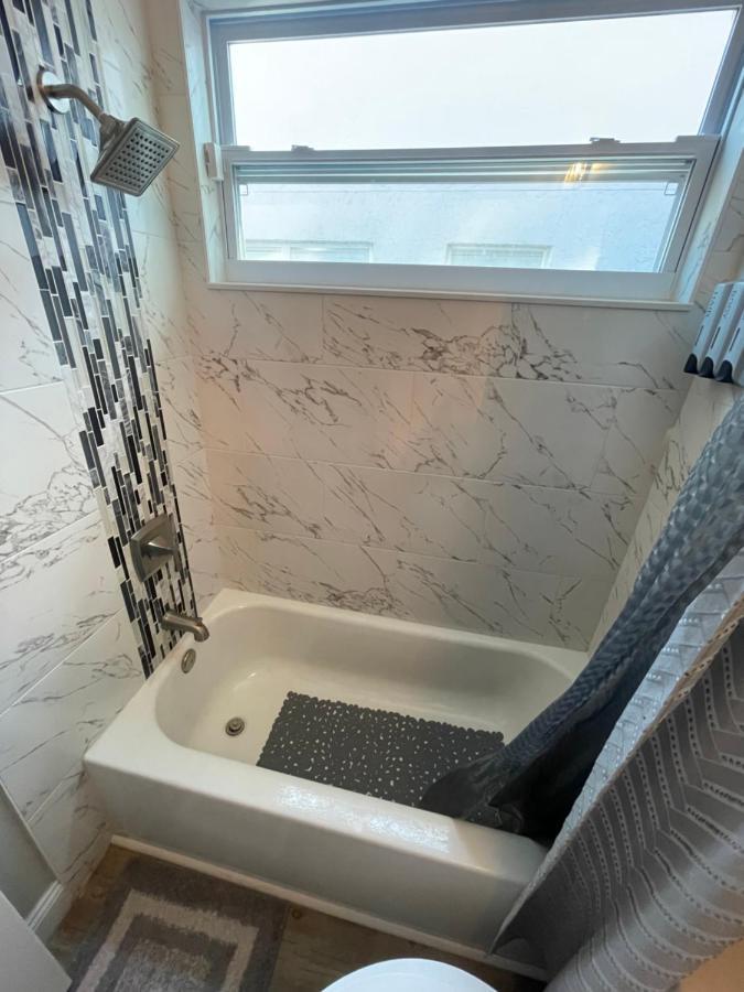 Cozy 3 Bedroom Home Close To Everything In Tampa! 外观 照片