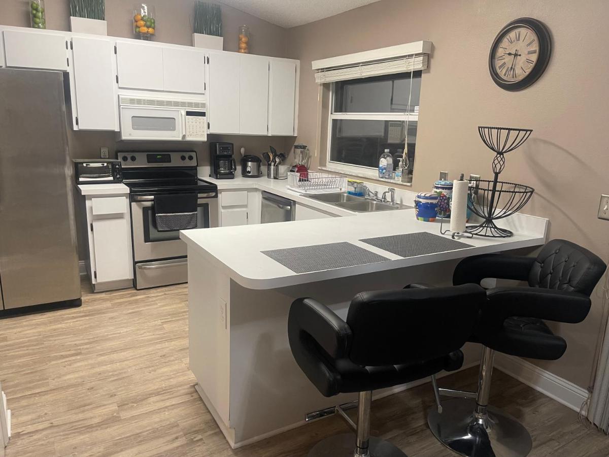 Cozy 3 Bedroom Home Close To Everything In Tampa! 外观 照片