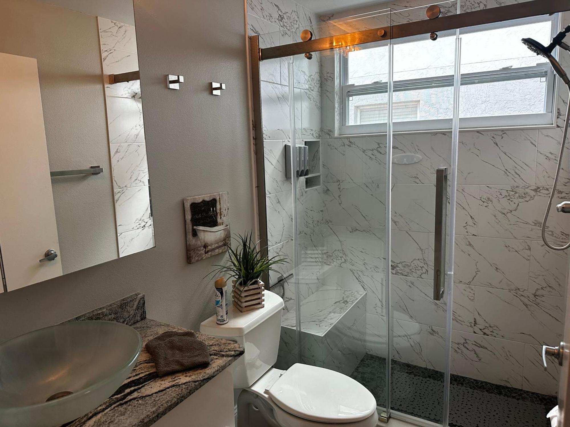 Cozy 3 Bedroom Home Close To Everything In Tampa! 外观 照片