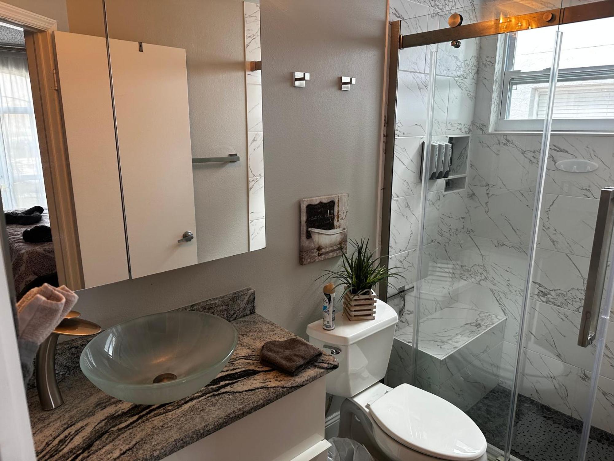 Cozy 3 Bedroom Home Close To Everything In Tampa! 外观 照片