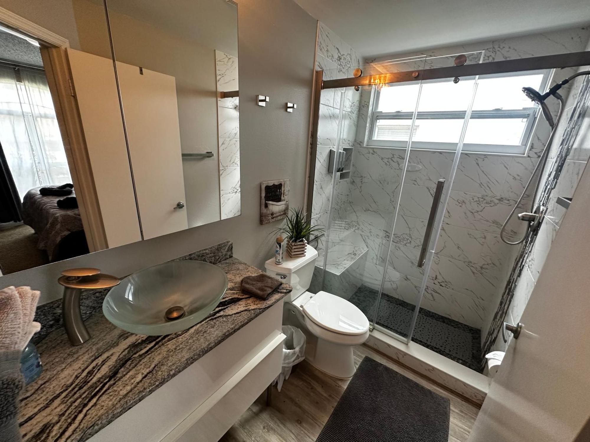 Cozy 3 Bedroom Home Close To Everything In Tampa! 外观 照片